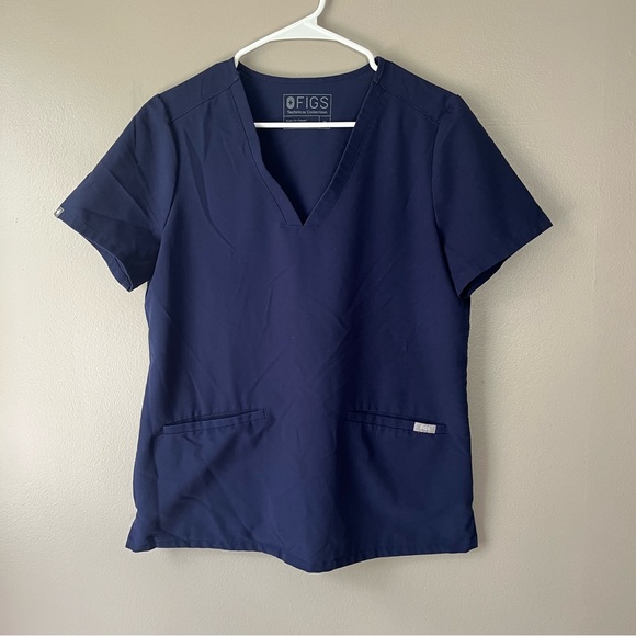 Figs Tops - Women’s Figs two pocket scrub top women’s medium navy blue top
